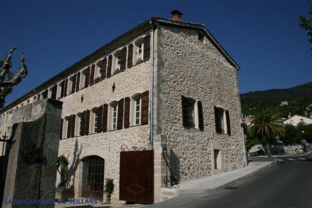Couette-café La Magnanerie De Seillans